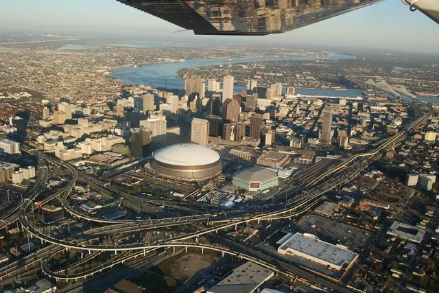 New Orleans Plane Flying Experience 50 Min - Image 1