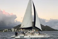 Waikiki Swim and Sail Cocktail Cruise thumbnail 6