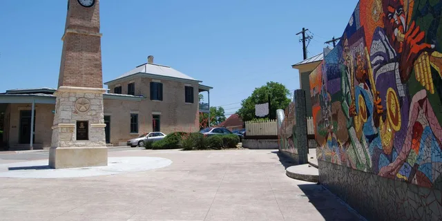 Austin Panoramic Tour with Stops 2.5 hr - Image 3