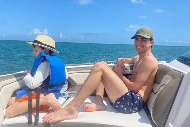 Miami Boat Rental Day Cruise - Image 1