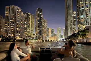 Fort Lauderdale Pontoon Boat Tour