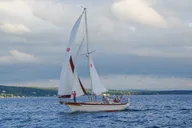 Grand Traverse Bay Private Sailing Cruise thumbnail 3
