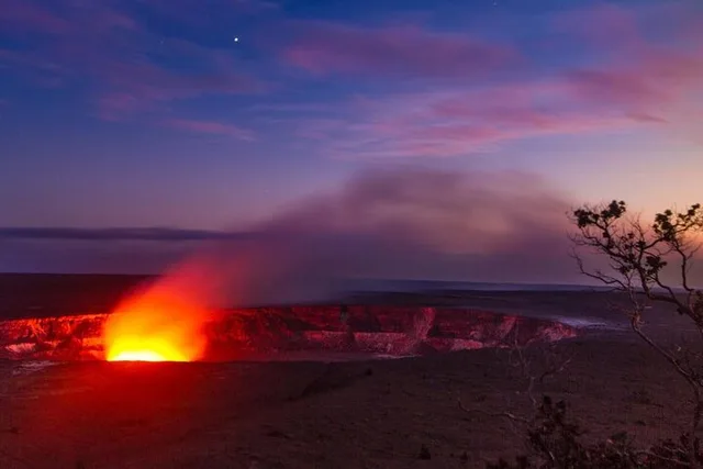 Kona Volcanoes and Waterfalls Tour - Image 4