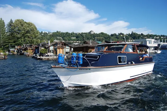Seattle Sightseeing Floating Homes Cruise BYOB 2 hr - Image 2