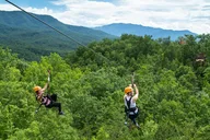Gatlinburg Zipline Adventure 2 hr thumbnail 2