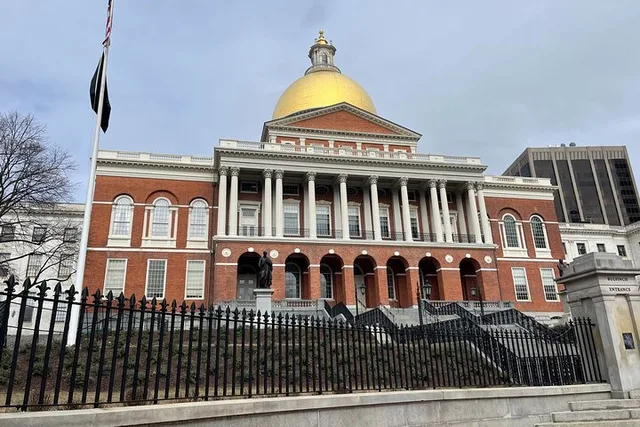Boston Freedom Trail Private Car Tour - Image 1