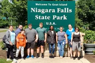 Niagara Falls Small Group Tour with Maid of the Mist thumbnail 4