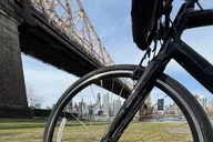 New York City Bike Tour Brooklyn Queens Experience thumbnail 3