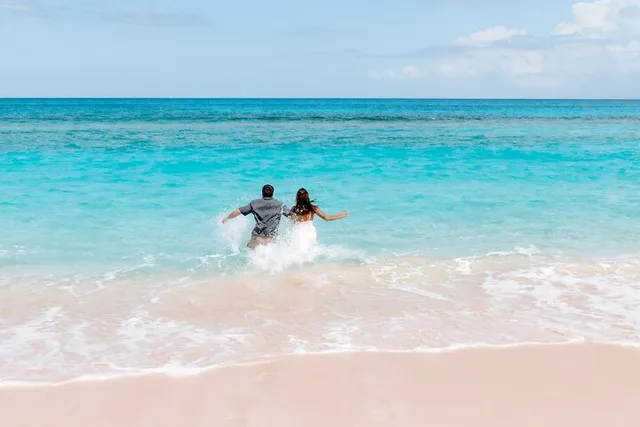 Oahu Vacation Photoshoot - Image 6