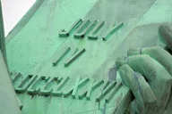 New York Statue of Liberty and Ellis Island Tour thumbnail 3
