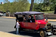 Philadelphia Historical Sites Vintage Car Tour thumbnail 3