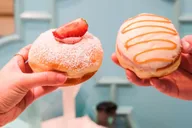 New York City Donut Tour in Times Square & Rockefeller Center thumbnail 1