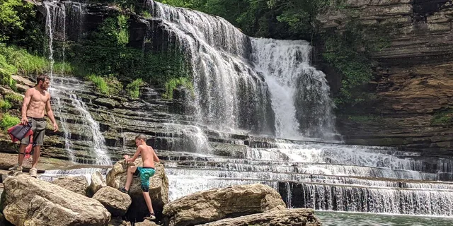 Nashville Cummins Falls Day Trip - Image 3