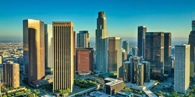 Los Angeles Helicopter Tour Over Hollywood & Downtown - Image 5