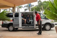 Los Angeles Private Van Transfer to LAX thumbnail 2