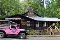 Great Smoky Mountains Elkmont Historic District Tour thumbnail 6