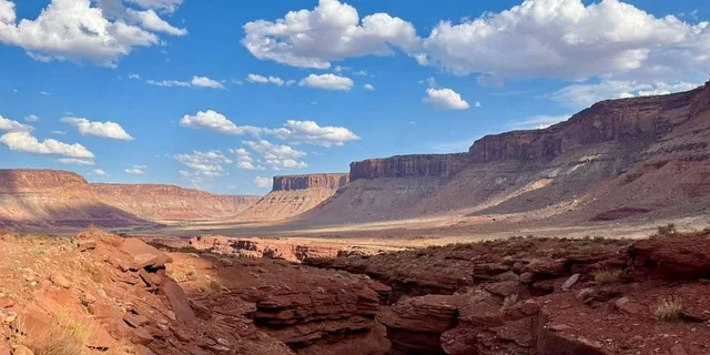 Moab Hurrah Pass 4x4 UTV Tour - Image 3