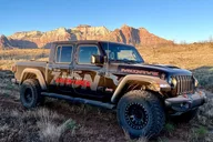 Zion Jeep Tour with Cliffside Access 75 min thumbnail 2