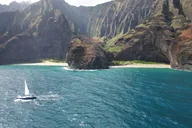 Waikiki Yacht Charter Sail thumbnail 3