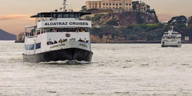 San Francisco Alcatraz and City Highlights Tour - Image 2