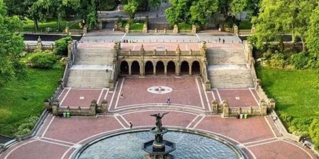New York City Central Park Walking Tour - Image 2