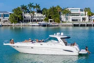 Miami Beach Yacht Rental thumbnail 1