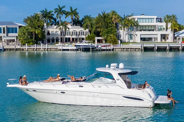 Miami Beach Yacht Rental - Image 1