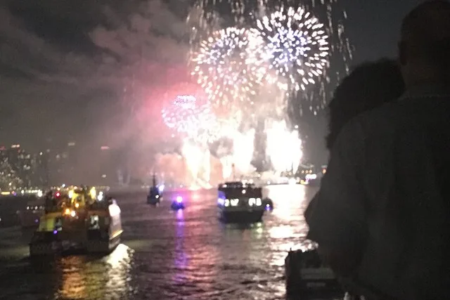 New York City July 4th Fireworks Cruise - Image 2