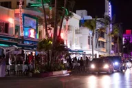 Miami Party Bus Nightlife Tour 5 hr thumbnail 2