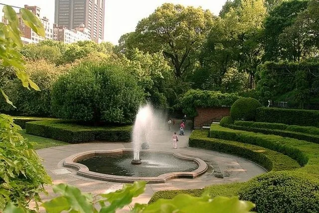New York City Central Park Walking Tour - Image 5