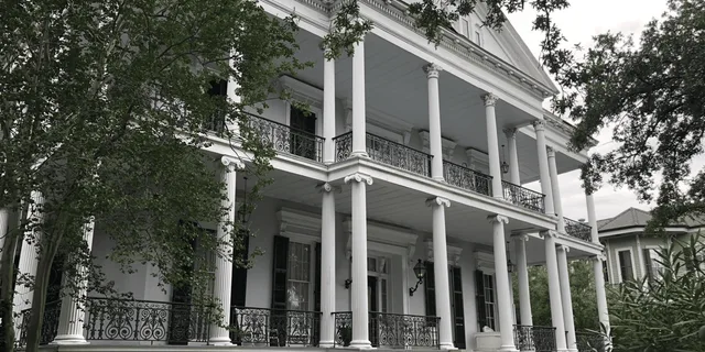 New Orleans Garden District Walking Tour - Image 5