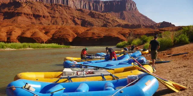 Moab Colorado River Rafting Tour - Image 6