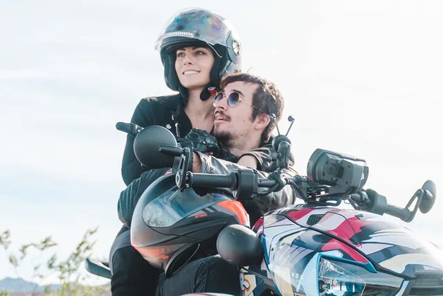 Las Vegas Red Rock Canyon Trike Tour for Couples - Image 2