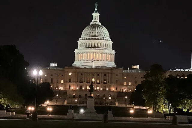 Washington DC Monumental Moonlight Tour - Image 5