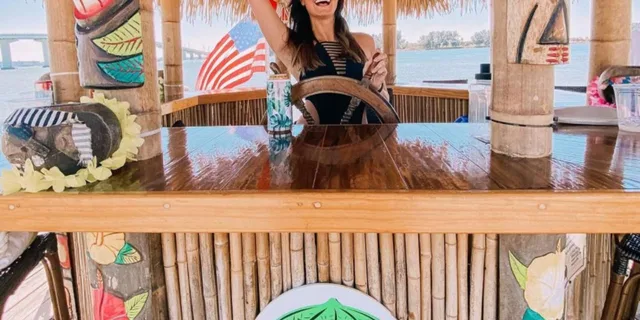 Miami Tiki Bar Cruise 1.5 hr - Image 4