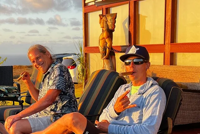Hawi Cigar Experience at Sunset - Image 4