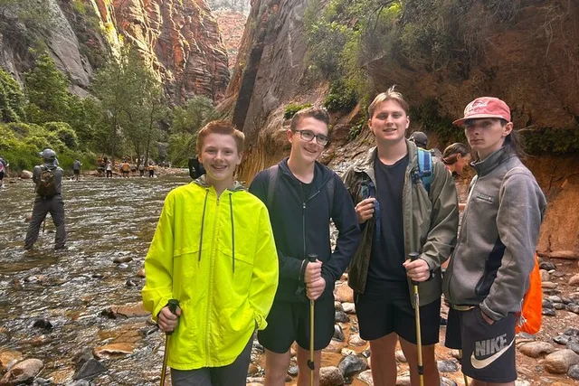 Springdale Narrows Hiking Adventure - Image 5