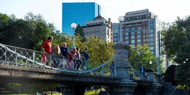 Boston Seafood and History Day Tour - Image 3