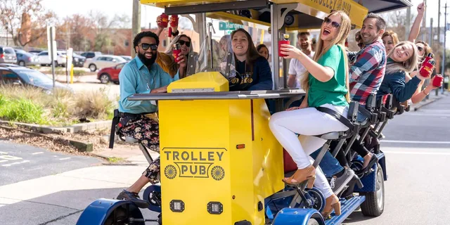 Columbus Trolley Pub Tour 2 hr - Image 6