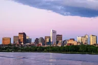 Boston Harbor and Charles River Architecture Boat Tour thumbnail 5
