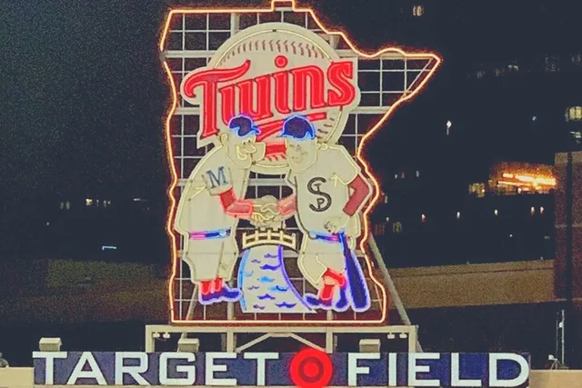 Minneapolis Baseball Game at Target Field - Image 6