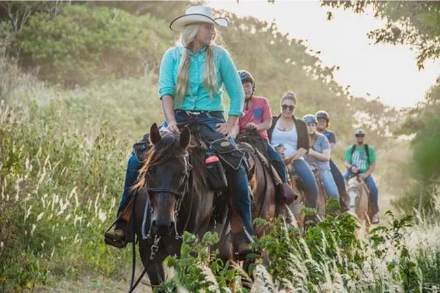 Oahu Horseback Ride at Sunset - Image 2