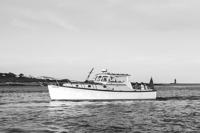 Portland Lighthouse Cruise - Image 2