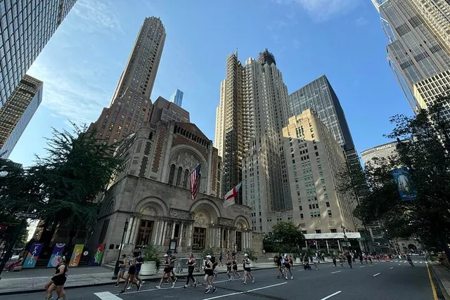 New York City Modern Architecture Walking Tour - Image 3