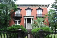 Savannah Walking Tour of Midnight in the Garden of Good and Evil thumbnail 1