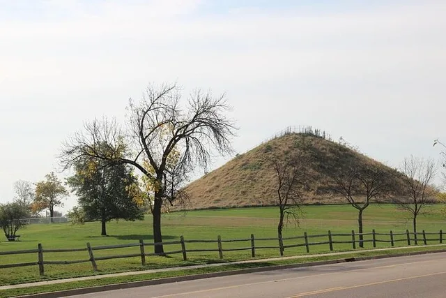 Cincinnati Mound Builders Tour 3 Days - Image 3