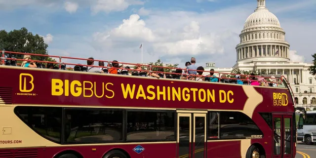 Washington DC Hop-On Hop-Off Bus Tour - Image 3