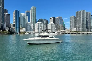 Miami Yacht Cruise in Biscayne Bay