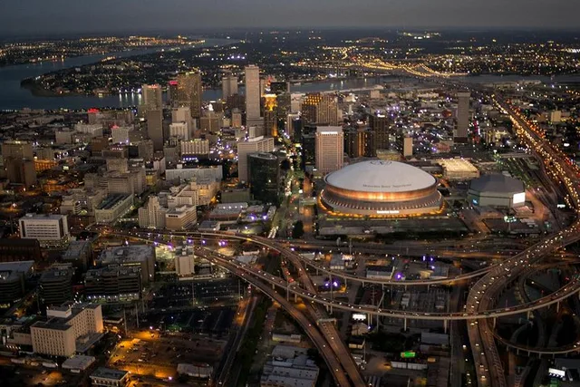 New Orleans Night Sightseeing Flight - Image 3