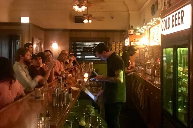 Chicago Mid-Century Cocktail Bars Walking Tour - Image 4